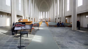 Hallgrimskirkja Church Sloping Sides Wallpaper