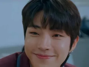 Han Seojun Rocks A Classic Look Wallpaper