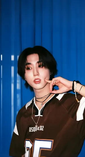 Han Stray Kids Casual Style Wallpaper