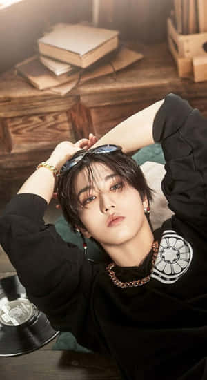 Han Stray Kids Casual Style Wallpaper