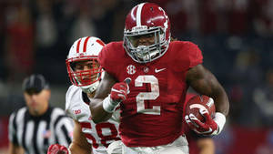 Handsome Derrick Henry Wallpaper