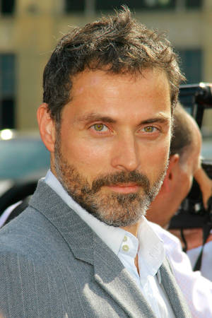 Handsome Portrait Of British Actor Rufus Sewell Wallpaper