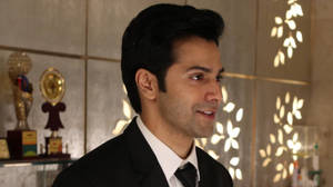 Handsome Varun Dhawan Snapshot Wallpaper