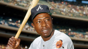 Hank Aaron About To Bat Wallpaper