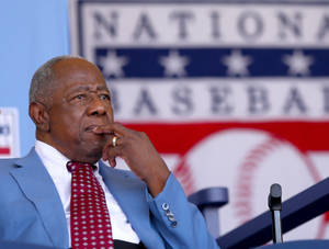 Hank Aaron Hall Of Fame Induction Wallpaper