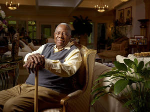 Hank Aaron In His Home Wallpaper