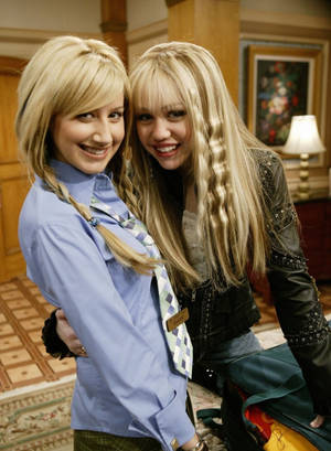 Hannah Montana And Ashley Wallpaper