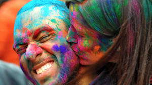 Happy Couple Happy Holi Hd Wallpaper