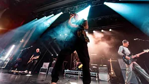 Hard Fi Live Performance Wallpaper