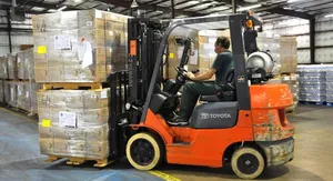 Hard-working Blue Collar Workers Who Keep America Moving. Wallpaper