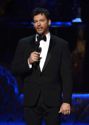 Harry Connick Jr. Performing Live On Stage Wallpaper