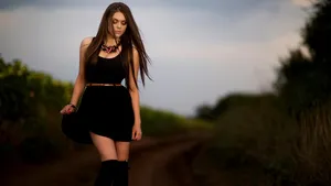 Hd Girl In Black Dress Wallpaper