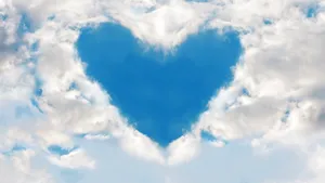 Heart Shaped Cloud Formation Wallpaper