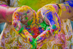 Heart-shaped Hands Happy Holi Hd Wallpaper