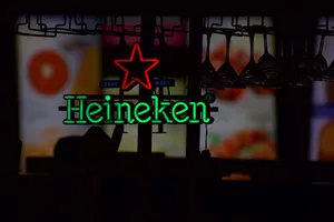 Heineken Lager Beer Neon Signage Wallpaper