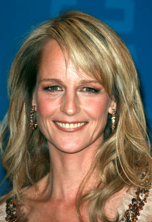 Helen Hunt Fantastic Hairstye Wallpaper