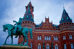 Helsingborg City Halland Statue Wallpaper
