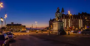Helsingborg Dusk Cityscape Statue Wallpaper