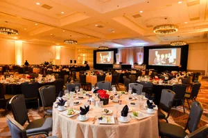 High-energy And Networking At The Corporate Event. Wallpaper