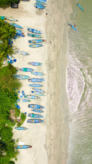 High Resolution Iphone Beach With Boats Wallpaper