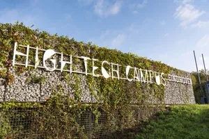 High Tech Campus Eindhoven Signage Wallpaper