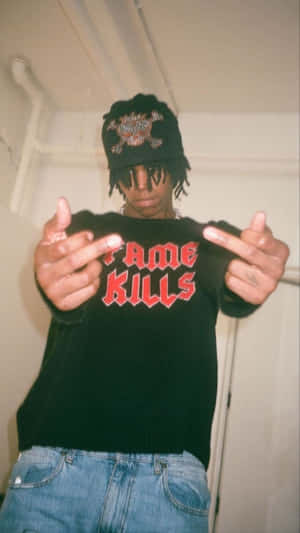 Hip Hop_ Artist_ Fame Kills_ Tshirt_ Gesture Wallpaper