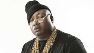 Hip Hop_ Artist_ Gold_ Chains_ Portrait Wallpaper