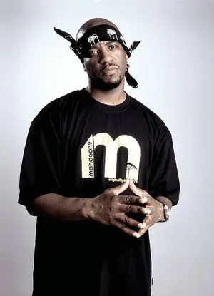 Hip Hop Artistin Blackand White Wallpaper