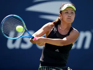 Hitting The Ball Shuai Peng Wallpaper