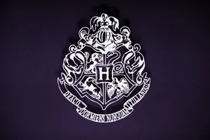 Hogwarts School Of Witchcraft And Wizardry Crest Wallpaper