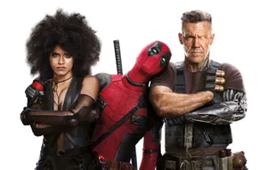 Hollywood Star Josh Brolin In A Captivating Close-up Portrait Wallpaper