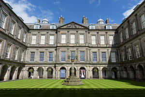 Holyrood Palace Courtyard View Wallpaper