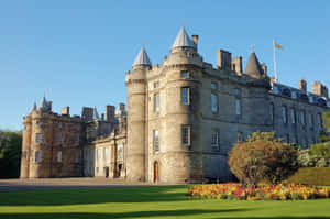 Holyrood Palace Exterior View Wallpaper