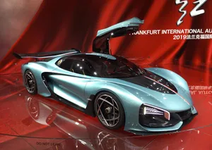 Hongqi Luxury Sedan On The Open Road Wallpaper