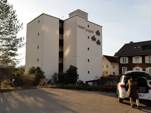 Hotel Guggital Exterior View Wallpaper