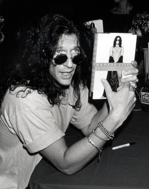 Howard Stern Book Signing Wallpaper