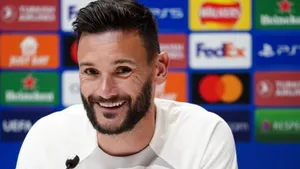 Hugo Lloris Smile At Interview Wallpaper