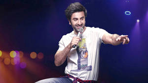 Hunk Ranbir Kapoor Onstage Wallpaper