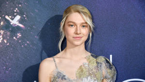 Hunter Schafer Fashion Model Wallpaper