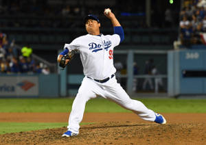 Hyun Jin Ryu About To Throw Wallpaper