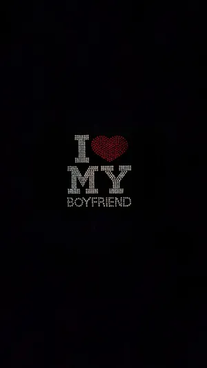 I Love My Boyfriend Design Wallpaper