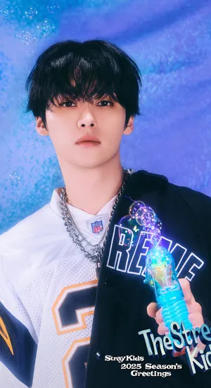 I N Stray Kids Season Greetings Wallpaper