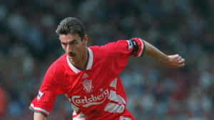 Ian Rush Running Liverpool Fc Photography Wallpaper