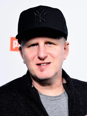 Iconic Actor Michael Rapaport Bringing Character To Life Wallpaper