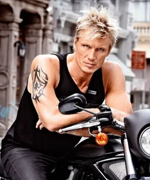 Iconic Hollywood Actor Dolph Lundgren Wallpaper