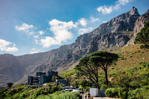 Iconic Views Of Cape Town At Sunset Wallpaper