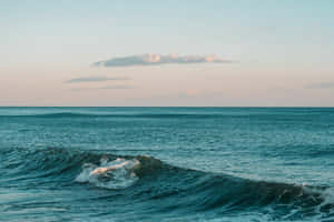 Idyllic Sea Waves Wallpaper