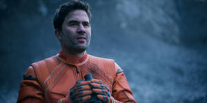 Ignacio Serricchio In Lost In Space Wallpaper