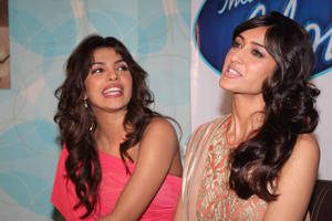 Ileana D'cruz And Priyanka Chopra Interview Wallpaper