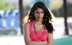 Ileana D'cruz Pink Dress Wallpaper